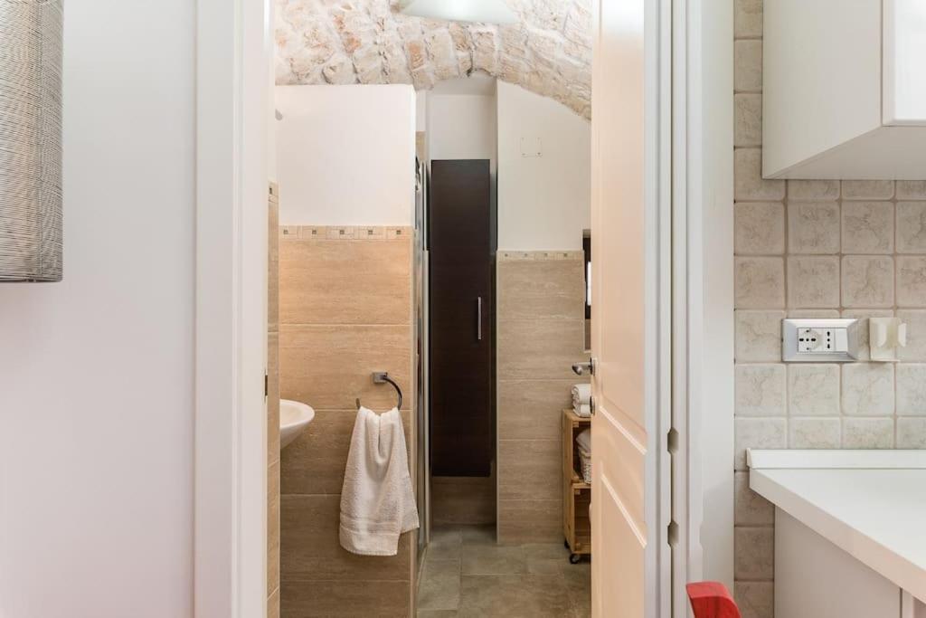 Вилла La Casa Di Nonno Nino Остуни Экстерьер фото